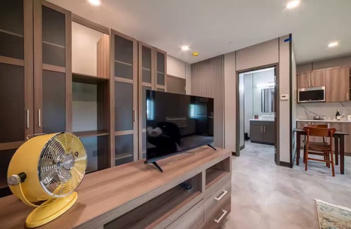 Binghamton Apartment | Modern Muse Loft 1BR w/parking