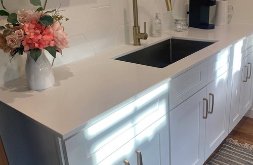 Oak Cliff House | Modern One bedroom Near Bishops Arts District