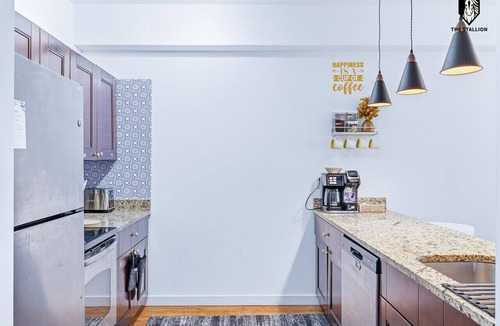 Downtown Memphis Apartment | Modern Spacious Loft in Downtown