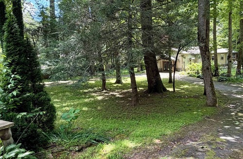 Hiawassee Cabin | Moolian Creekfront Cabin - Blue Ridge Mountains