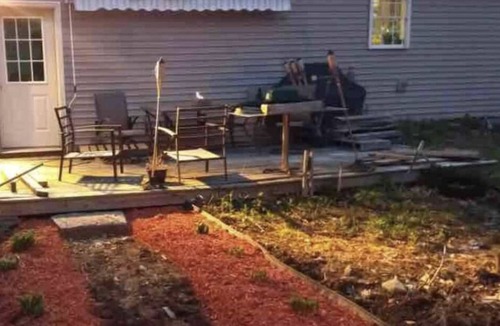 Mercer House | Moore Big House. Near snowmobile trail, ski places, 15 miles from 2 major cities