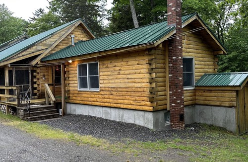 Beaver Cove Cabin | Moosehead Lake Retreat. Spacious Log Cabin, Lake Access, Close to Trails