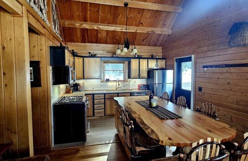 Greenville Junction Cabin | Moosehead Lake View Cabin