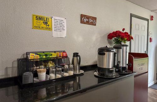 Rochester Hotel | Motel 6 Rochester, NY - Airport