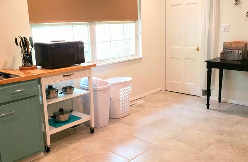 Columbus House | MOTELS ARE GROSS BEAUTIFUL RANCH STYLE Approx 145 Nightly DISCOUNTS AVAILABLE