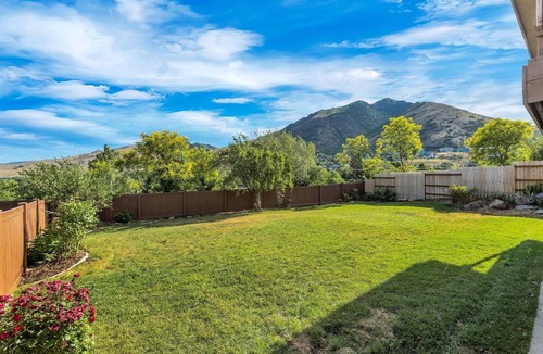 Olympus Cove House | Mountain View and 5 minute walking distance to stores and ski/snowboard shuttle