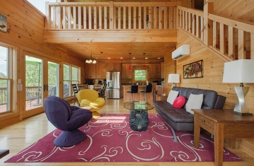 Lake Lure Cabin | Mountain View Cabin|Hot Tub|Fenced Yard for Pets