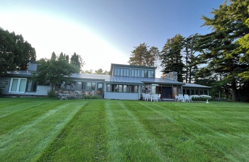 Sugar Hill House | Mountain Views/Cannon Mtn.- Big discounts for weekly and monthly rentals.