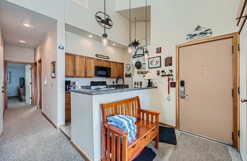 Keystone Condo | Mountain Views/Clubhouse Access w/Pool and Hot Tub