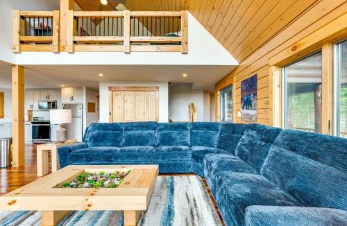 Conway House | Mtn-View Deck: Scenic Conway Log Cabin!