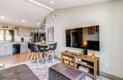 Cottonwood Heights Apartment | Mtn-View SLC Escape! Explore Trails & Lakes