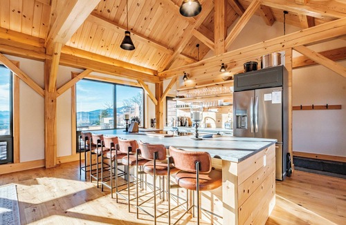 Bethel House | Mtn View, Sleeps 20, Hot Tub, Firepit, Wood Stove, Theater, Workspace, Bar, Gym
