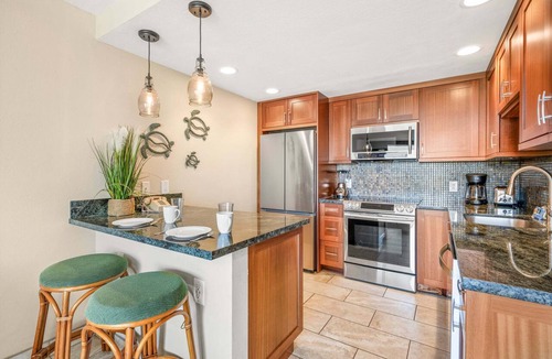 Napili Apartment | Napili Point A23 1BD with Unbeatable Sunset Views