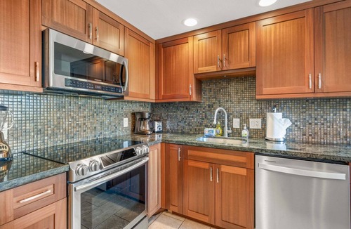 Napili Apartment | Napili Point A23 1BD with Unbeatable Sunset Views