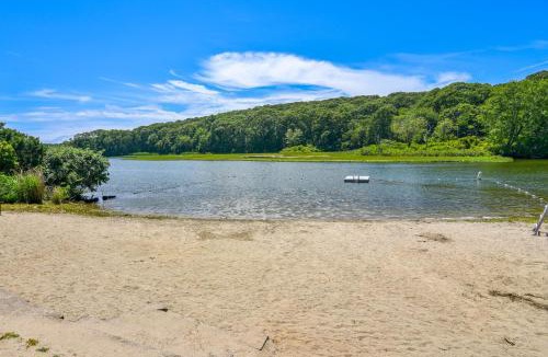 Narragansett House | Narragansett Vacation Rental Near River & Beach!