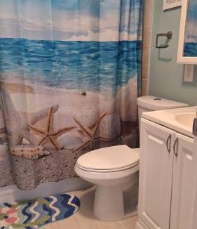 Naples Park Apartment | Near Beach Walk and Bike everywhere FENCED BACKYARD