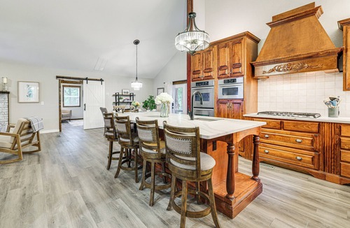Pineville House | Near Bella Vista Trails & Elk River: Family Home!