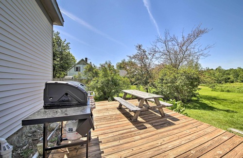 Waldoboro Cottage | Near Lakes, Bay & Trails! Historic Waldoboro Gem