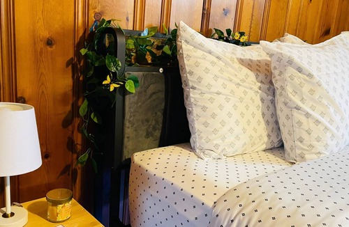 Garfield Heights House | Near National Park Home Away from Home
