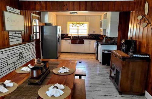 Russellville Cabin | Nebo’s Foot, Hike&Bike Cabin Escape at Mt. Nebo