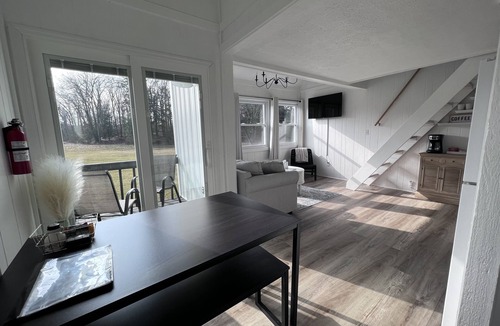 Conneaut Lakeshore Ski Chalet | *NEW Chalets by the Lake - #1 - Conneaut Lake, PA