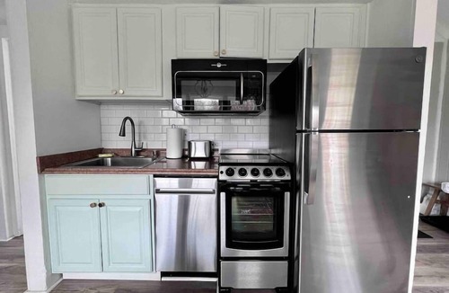 Conneaut Lakeshore Ski Chalet | *NEW Chalets by the Lake - #6 - Conneaut Lake, PA