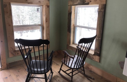Woolwich Cabin | New Cozy Cabin on the Water with Sauna Access!