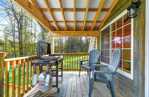 Cold Brook Cabin | NEW creekside Home w Firepit BBQ Kayak Pets