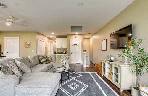 Akron Apartment | NEW in 2024, 'litfin Loft' - Village of Akron