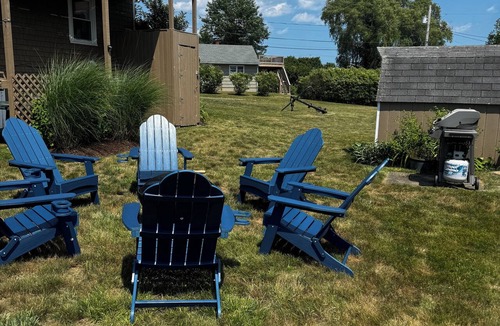 Point Judith House | NEW! Saltaire Retreat - Walk to Beach - Beautiful Sand Hill Cove