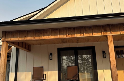Dardanelle Cabin | Newly built 2bed/2bath cabin in Mt Nebo State Park, Dardanelle AR