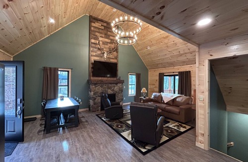 Galeton Cabin | Newly Built Cabin, Dark Skies, and Fresh Air!