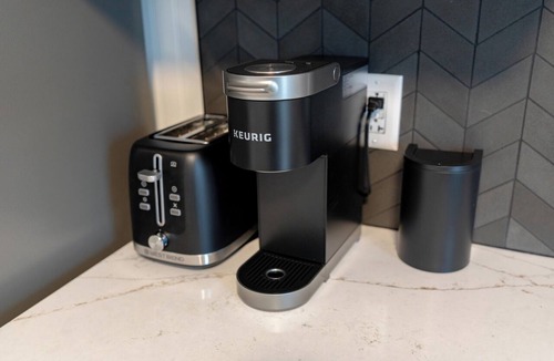 North Canton Apartment | Newly Remodeled 2BR Private Apartment in North Canton