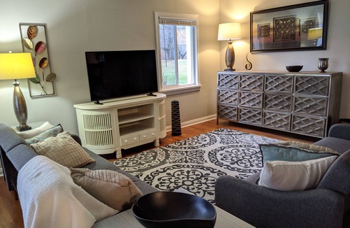 Erie House | NEWLY renovated just minutes from Airport/Presque Isle!