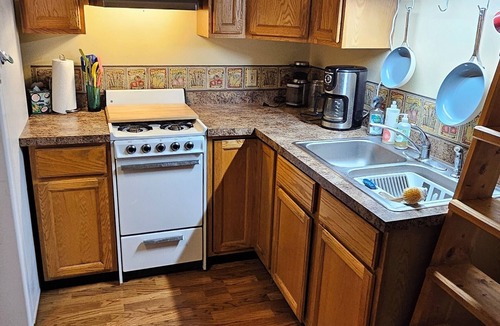 Ridgeway Cabin | Nice Cabin Near the Kenai River