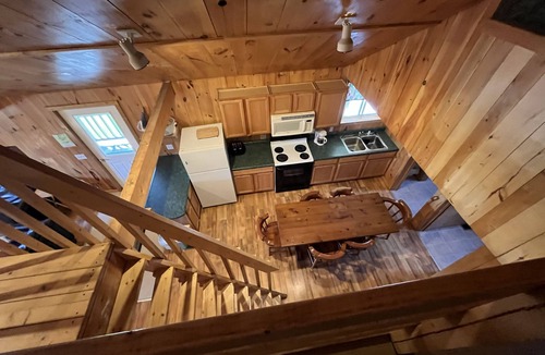 Fort Kent Cabin | Northern Maine Large Cabin 4 Wifi Kitchen AC