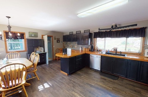 Rockwood House | Northern Nights Retreat (Direct ATV Access!)