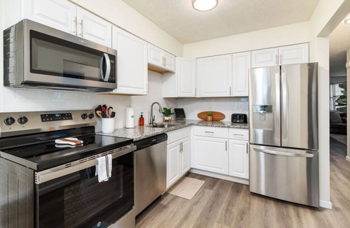 Northern Woods Villa | Northern Valley - Charming and Cozy, 2BR, 1 BA
