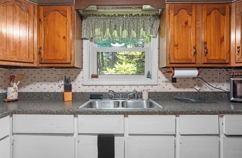 Sigel Cottage | Northwoods Ln Cottage in Clear Creek by Tranquility Retreats
