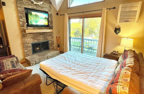 Ellicottville Ski Chalet | Not Your Everyday Mini Chalet, foot of Holiday Valley Resort! Walk to Downtown