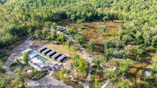 North Sebago Villa | NUTHATCH LIMIT 4