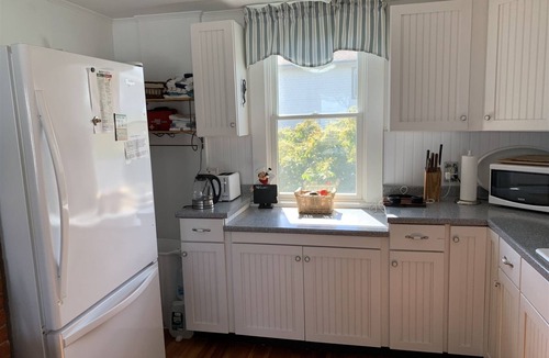 Camp Ellis Cottage | Ocean front 4 Bedroom/2 Bath cottage