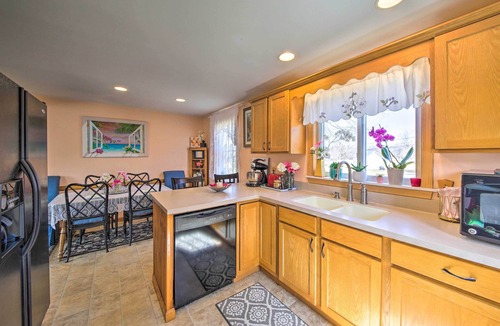 Bath House | Ocean Inlet Cottage w/Deck & Grill!