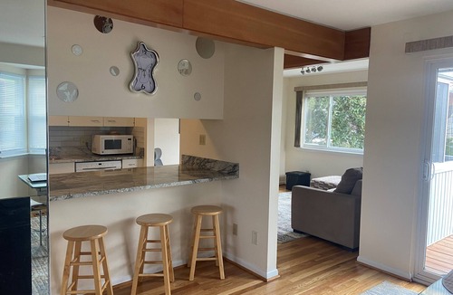 Northeast Virginia Beach House | Ocean Side North End 3-Bedroom Condo - 2 min Walk to Beach