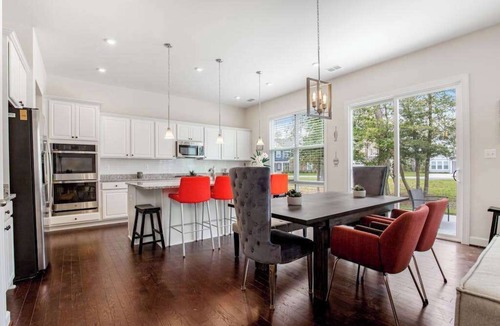 Frankford House | Ocean View Beach Club designer home with bikes, resort-style pool, sauna & gym