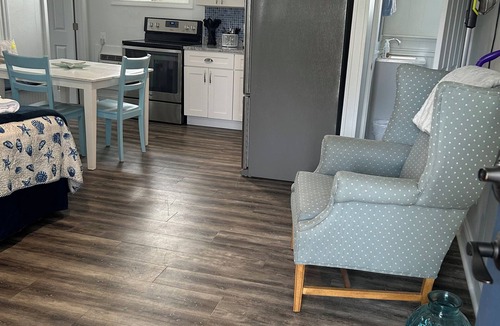 Ocean Park Condo | Ocean view, fully renovated beach condo! Steps to the sand, sleeps 6