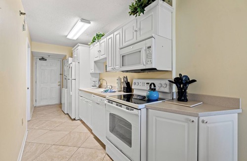 Crescent Beach Condo | Oceanfront Condo with indoor pool + Free Attraction Tickets!