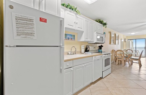 Crescent Beach Condo | Oceanfront Condo with indoor pool + Free Attraction Tickets!