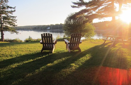 Southwest Harbor Cottage | Oceanfront Cottage w/Dock & Mooring - walking distance to Acadia