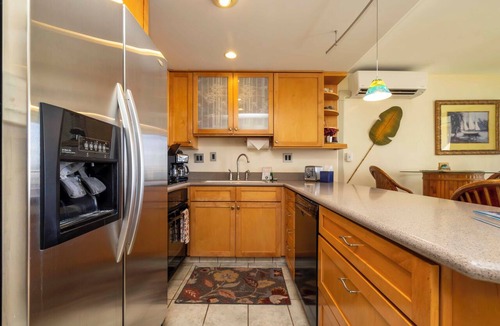 Maalaea Condo | Oceanfront Maalaea Kai 214 Relaxing Resort with Great View!
